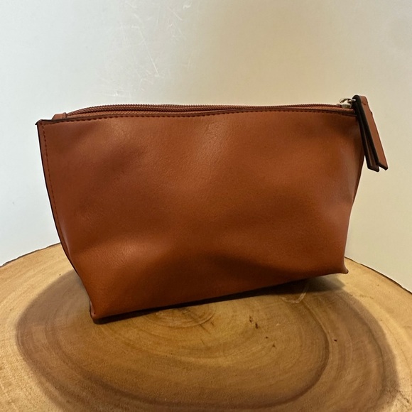 🧡 Laura Mercier Paris New York Bur Zip-Top Travel Cosmetics Bag🧡 - Picture 2 of 10